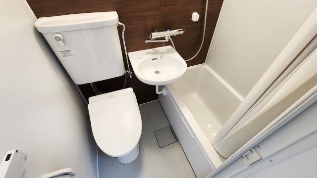 ダイアパレス蒔田第３のトイレ|ユニットバス