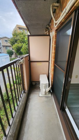 ダイアパレス蒔田第３のバルコニー