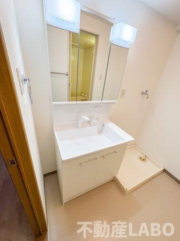 アイビースクエア市岡の洗面所