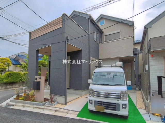 練馬区南田中5丁目　太陽光発電搭載　認定低炭素住宅　限定2棟の前面道路含む現地写真