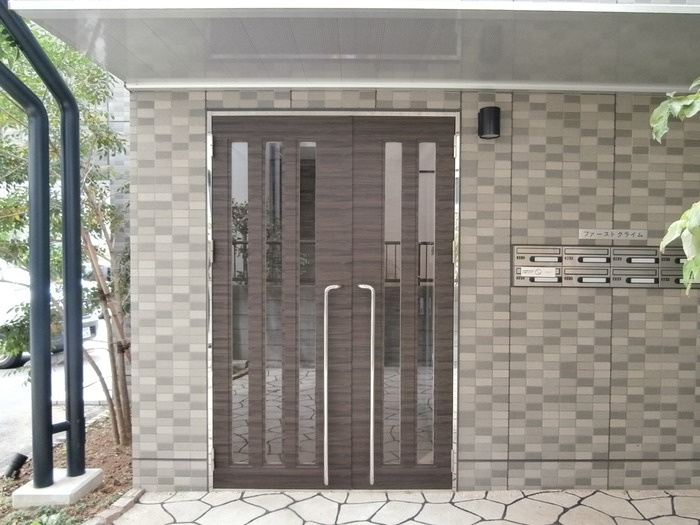 ファースト　クライムのエントランス