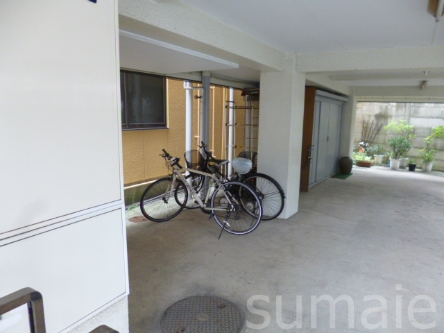 オコスのその他|こちらは駐輪スペースです！