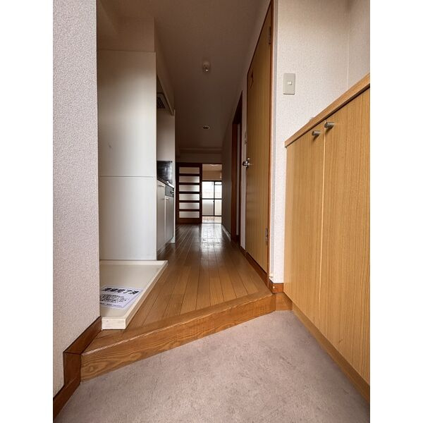 セントラル瑞穂の玄関