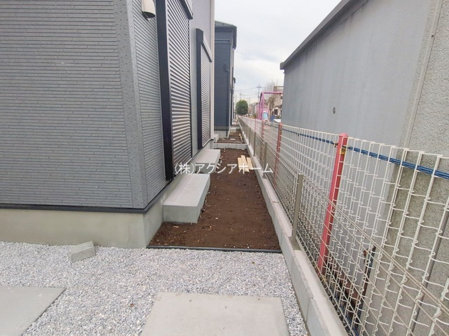 入間市東藤沢8丁目・全7棟　新築一戸建　4号棟　～角地～の庭|2026年2月27日撮影