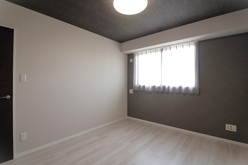 【寝室】の画像