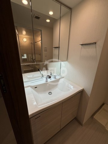 クリスタルエグゼ南堀江の独立洗面台|クリスタルエグゼ南堀江　独立洗面台