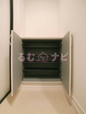 【玄関】 | ホークヒルズ那珂川