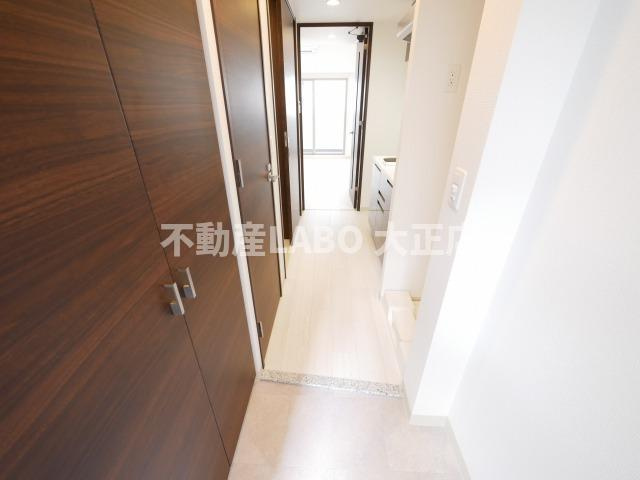 エステムコート中之島GATEⅡの玄関