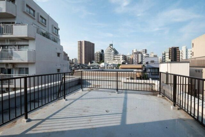 【バルコニー】 | ロイヤルアメニティー東池袋