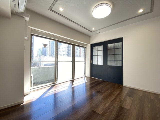 千駄木晴花マンションの居間・リビング