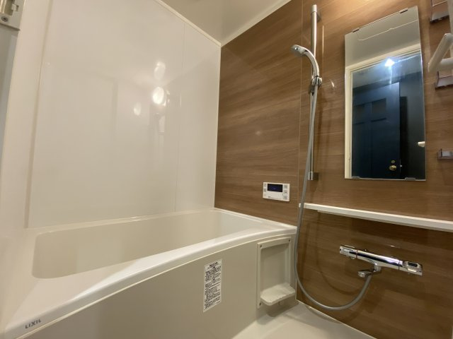 千駄木晴花マンションの浴室