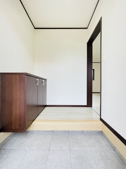 【玄関】 | 南区老司2丁目　戸建て