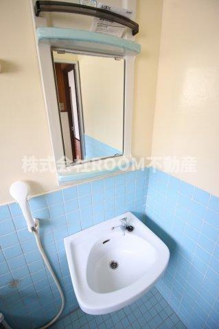 野村貸家(下川東)の洗面所|使いやすい洗面所です