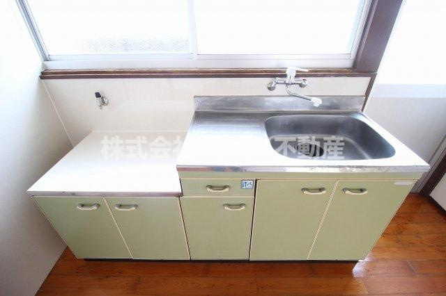 野村貸家(下川東)のキッチン|使いやすいキッチンです