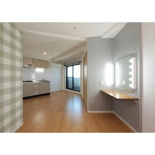 RadIAnce氷室(レイディエンス氷室)の居間・リビング