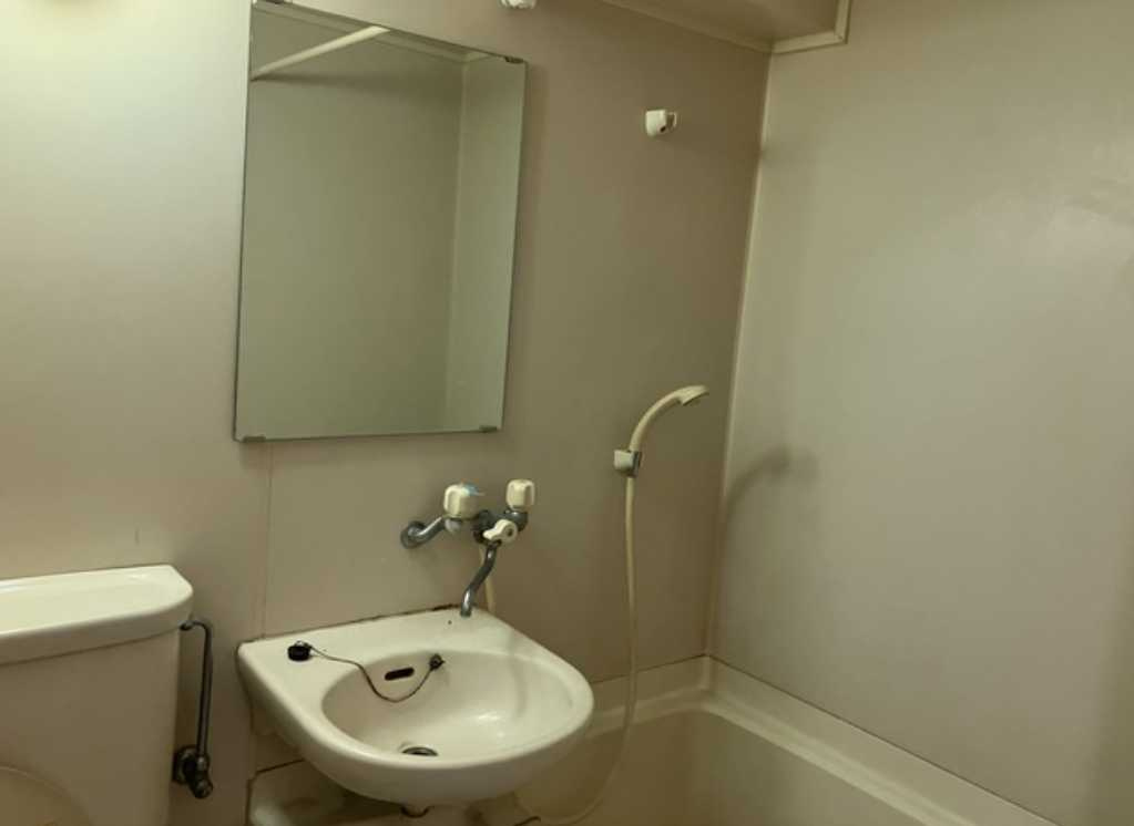 フォレスト駒沢　オートロック　角部屋　外観タイル貼りの洗面所