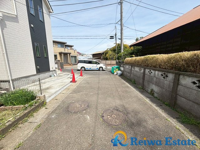 新築戸建　茅ヶ崎市松林3丁目の前面道路含む現地写真