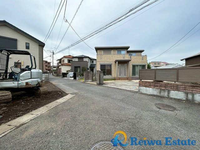 新築戸建　茅ヶ崎市松林3丁目の前面道路含む現地写真