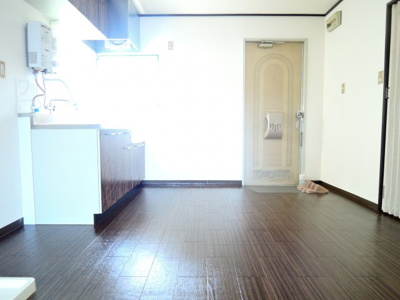 【居間・リビング】 | リバーサイドハイツ