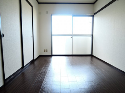 【居間・リビング】 | リバーサイドハイツ