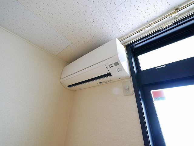 レオパレスナカノの設備|エアコン
