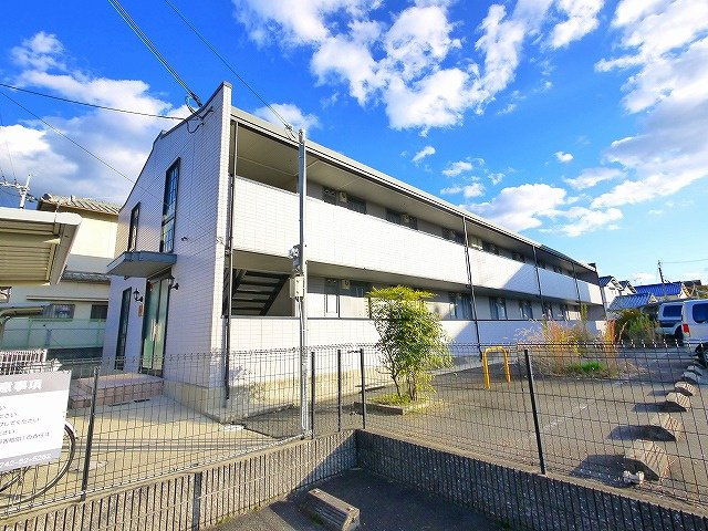 レオパレスナカノの外観|外はこのようになっています