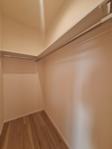 （シニア限定）サニーヒルズ湘南の収納|1.3帖ウォークインクローゼット