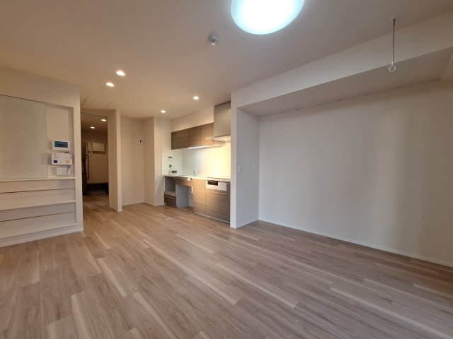 （シニア限定）サニーヒルズ湘南の居間・リビング|12.2帖LDK