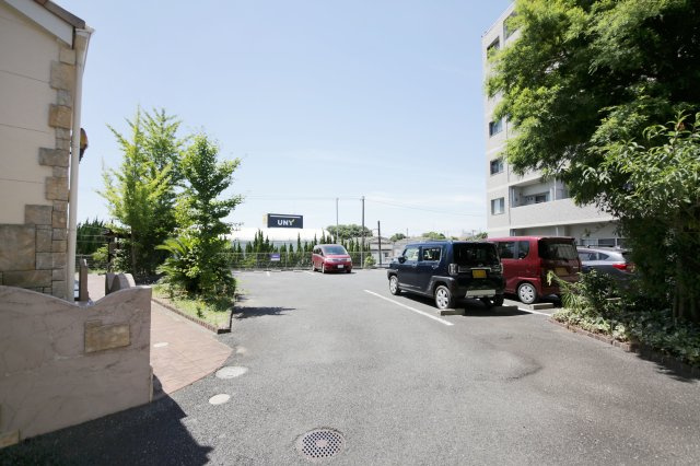 MARINOの駐車場|別部屋同間取りのお写真となります。参考にご覧くださいませ。現状と異なる場合は現状優先となります