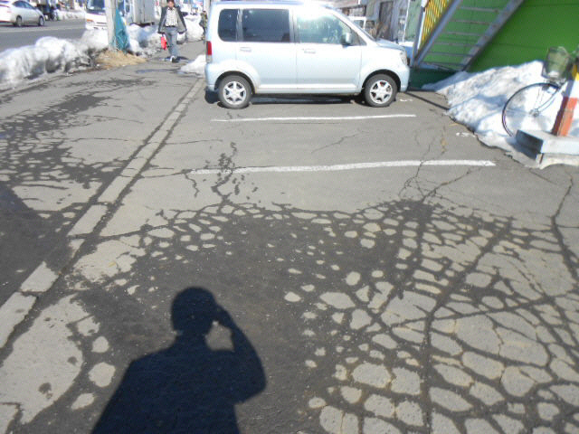 エレガンスＮＹパレスの駐車場
