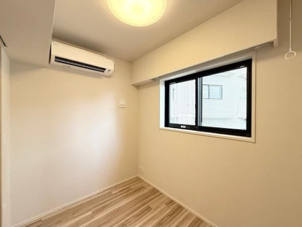 ジオエント駒込の洋室