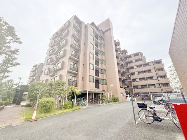 バームステージ綾瀬壱番館の外観