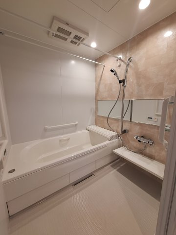 （シニア限定）サニーヒルズ湘南の浴室|栓を閉めればボタン一つでオートバス