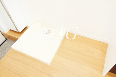 【設備】 | ポワール・シャトレ | 室内洗濯機置き場です。