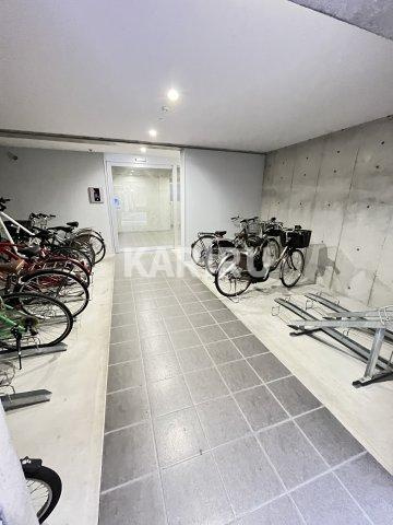 イデアル城東のエントランス