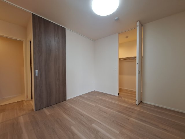 （シニア限定）サニーヒルズ湘南の居間・リビング|6.1帖洋室