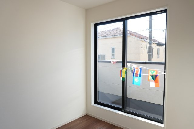 越谷市谷中町1丁目 新築分譲住宅の洋室