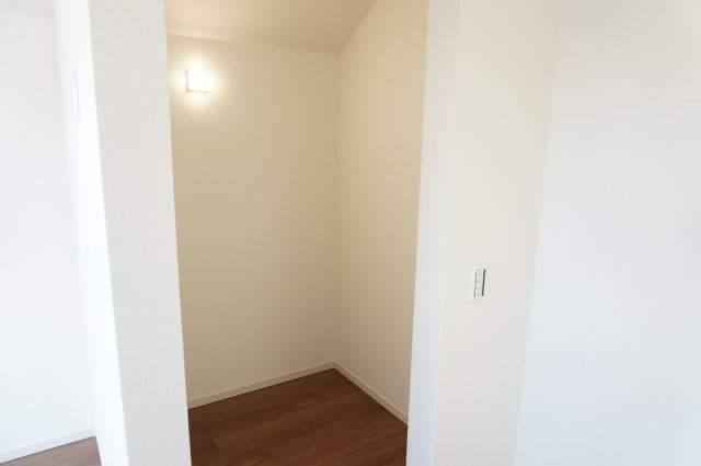 越谷市谷中町1丁目 新築分譲住宅の収納|ウォークインクローゼット