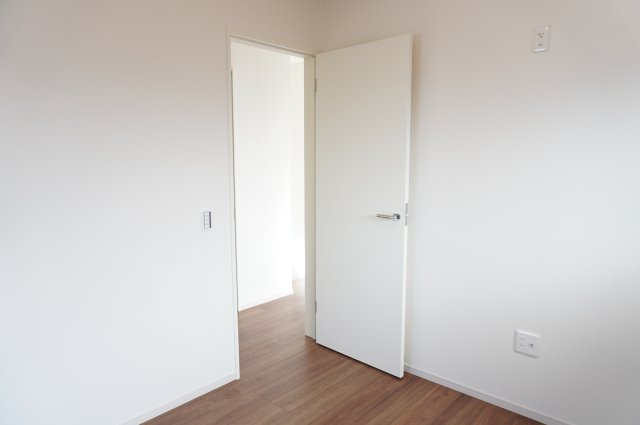 越谷市谷中町1丁目 新築分譲住宅の洋室