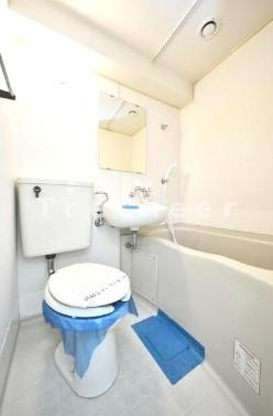 ラレジダンスドタクマの浴室