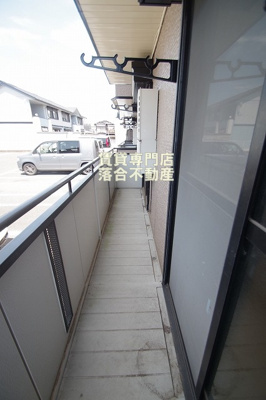 【バルコニー】 | ハイカムール東橋本 | 明るいバルコニー◎