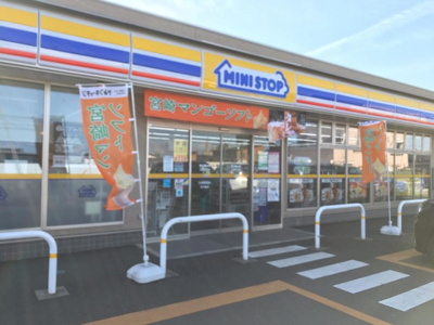  | ＩＳＥＹＡ | ミニストップ 日高南平沢店 0.4km