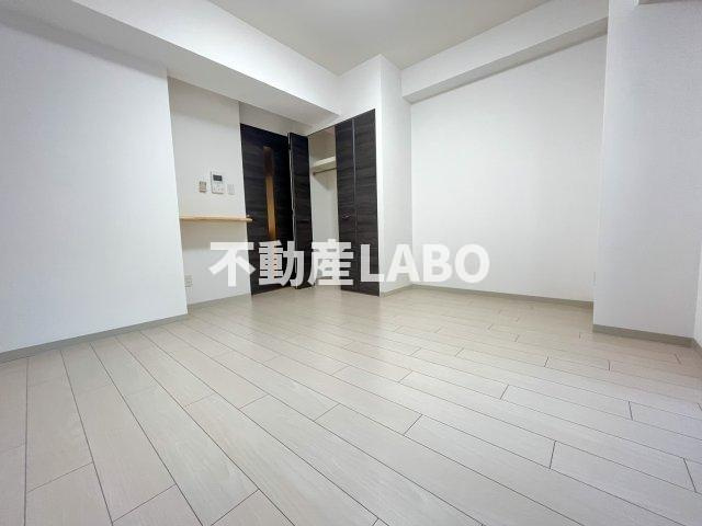 セオリー難波パレの寝室