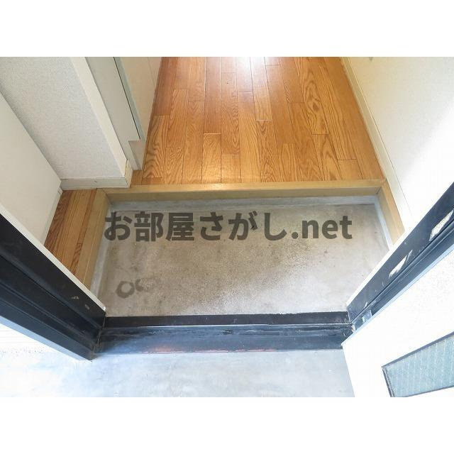 ドウェル・フロイデの玄関|毎日通る玄関はこちらです