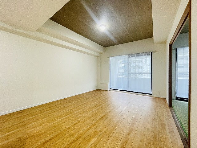 【居間・リビング】 |  デュオ柏原8号棟