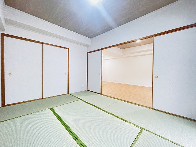 【和室】 |  デュオ柏原8号棟