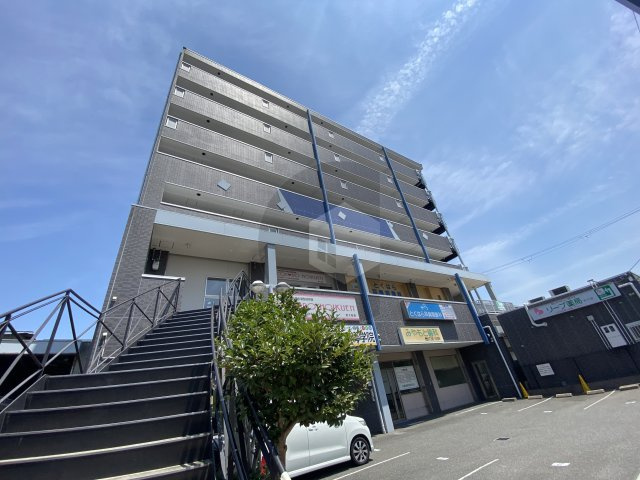 FIELDの外観