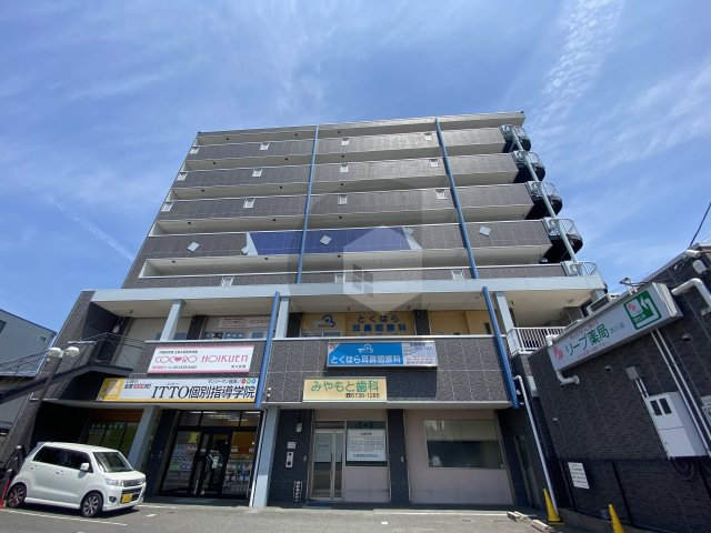 FIELDの外観