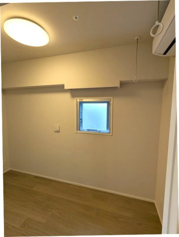 Urbanex新御徒町駅前の設備|3.4帖洋室、インターネット無料、エアコン・照明・クローゼット・取り外し可能な室内物干し設備付です