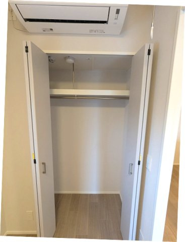 Urbanex新御徒町駅前の設備|3.4帖洋室のクローゼットです